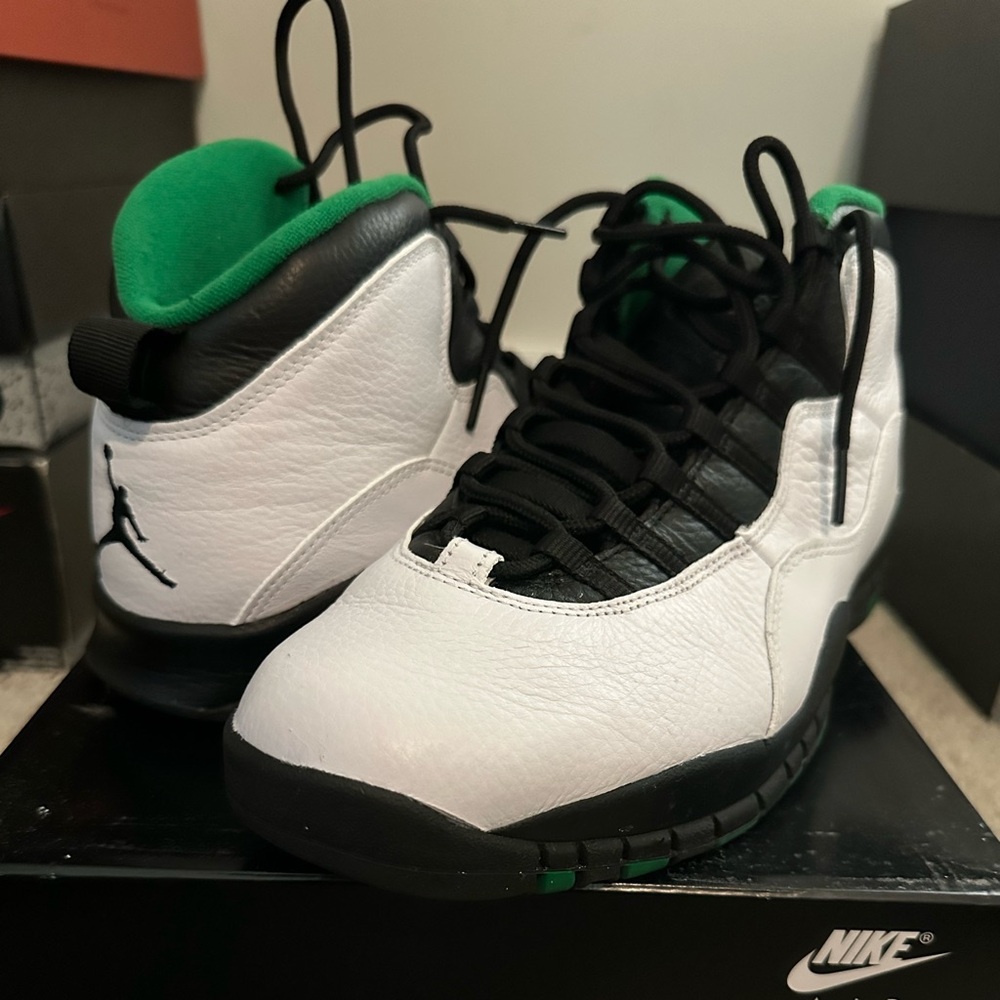 Air Jordan 10 Retro ‘Seattle’